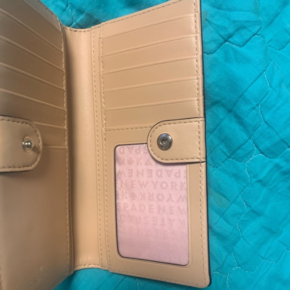 Kate Spade Cameron Street Stacy Wallet - Continental Wallet w/ Snap Closure - Picture 5 of 7